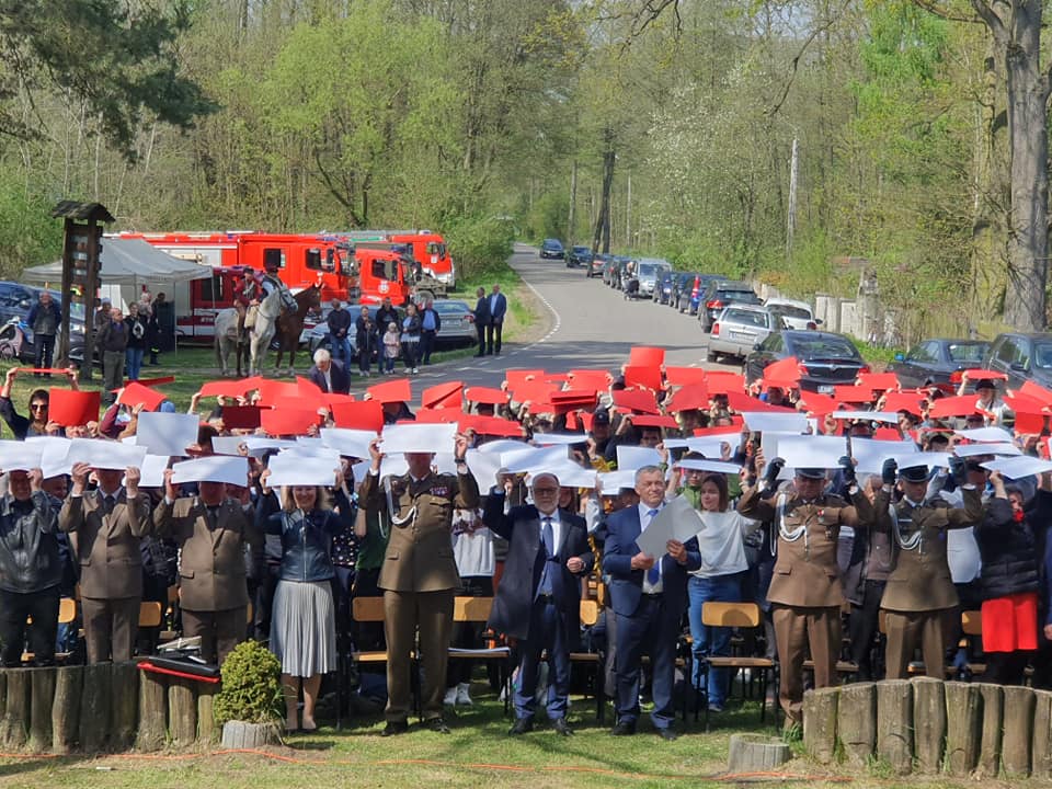 29 kwietnia br. w Górkach, pod Sosną Powstańców odbyły się obchody 160. rocznicy wybuchu Powstania Styczniowego